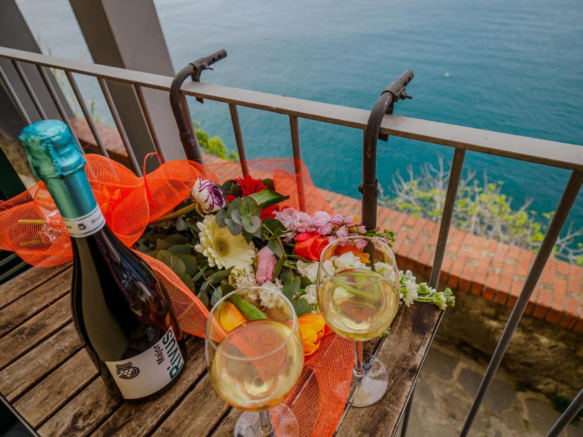 Il Baluardo Sea View Apartment On The Cliff Manarola Exterior foto